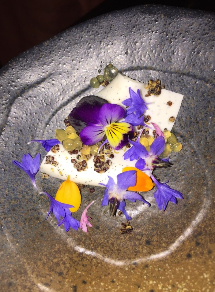 edible-flowers-gourmet